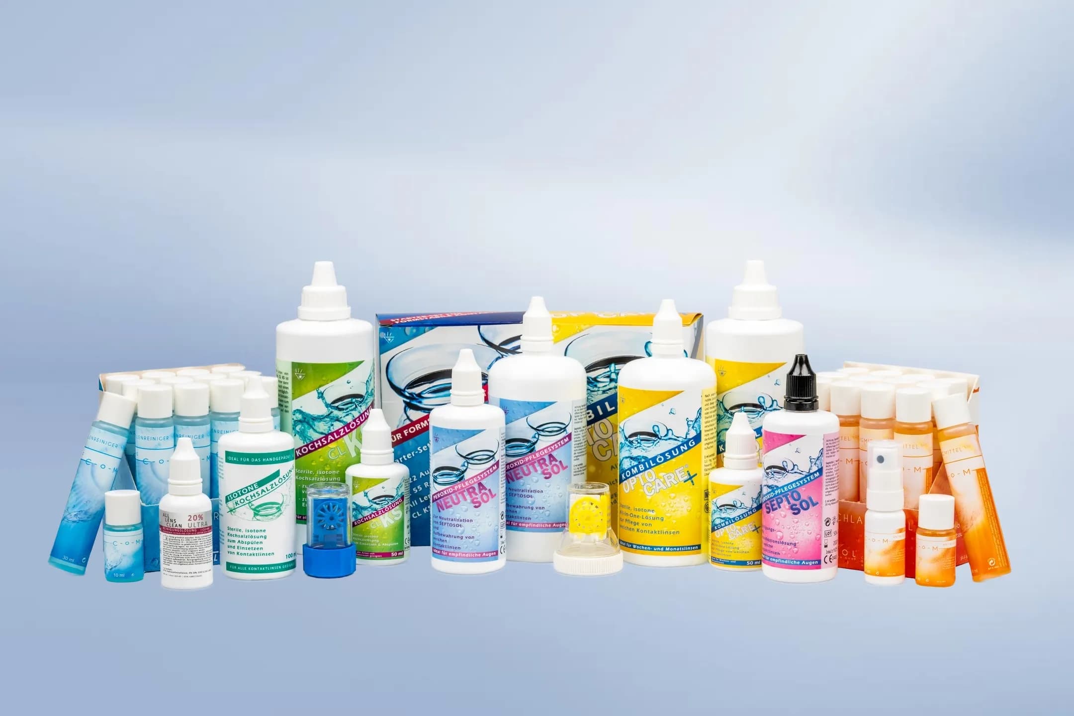 Komplettes OPTOSOL Produktportfolio: Kontaktlinsenpflege, Brillenreiniger und Spezialprodukte